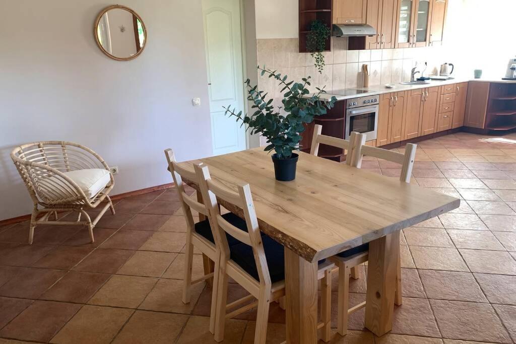 Vaivari Retreat Jūrkalne Εξωτερικό φωτογραφία